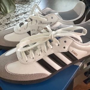 Brand new adidas samba